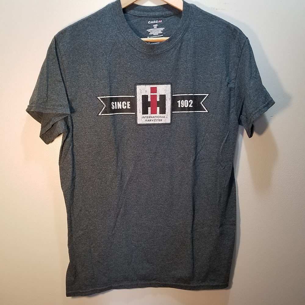 International Harvester Men's Medium Charcoal Gray Logo Shirt IH Farming Tractor